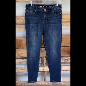 INC SZ 10 SKINNY LEG CURVY FIT STRETCH JEANS